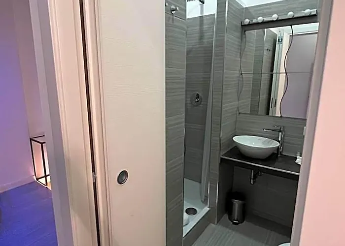 Frühstückspension Domus Flavia 4*