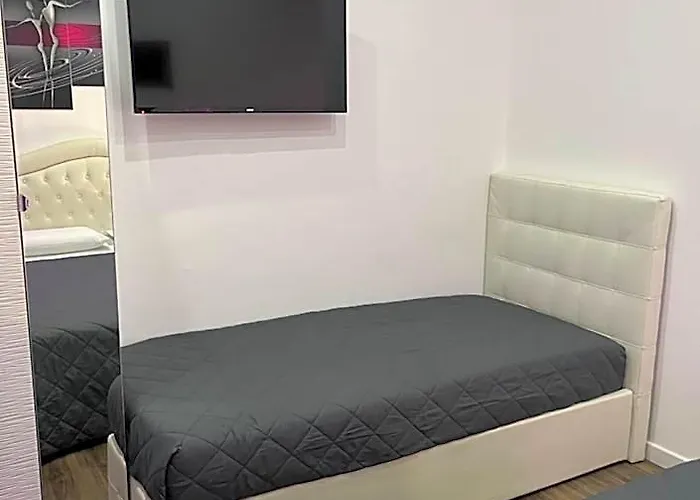 Domus Flavia Frühstückspension 4*