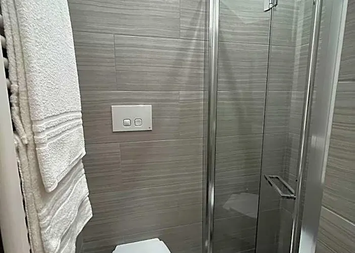 Domus Flavia Frühstückspension 4*